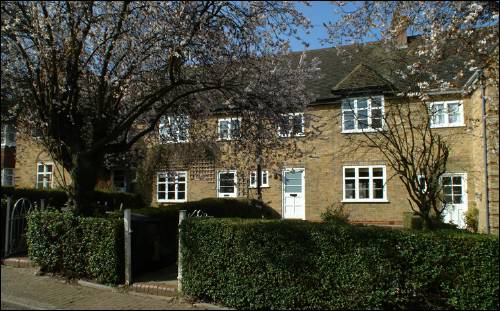 04-6 Coleridge Walk